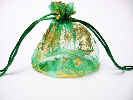 1 Weihnachtsmotiv Organzasäckchen Grün-Gold mit Zugband ca.12x10 cm